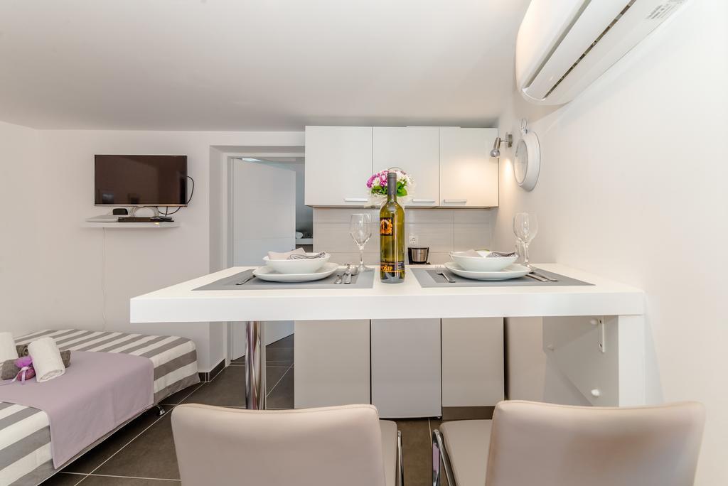 Apartment Luce Mala Zadar Buitenkant foto