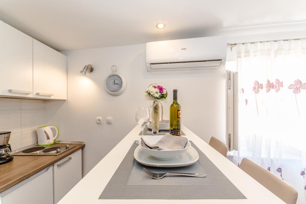 Apartment Luce Mala Zadar Buitenkant foto